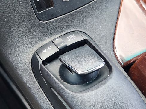 Used 2012 Lexus RX 450h AWD w/ Premium Pkg image 26