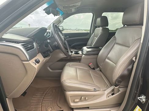 Used 2017 Chevrolet Tahoe LS image 4