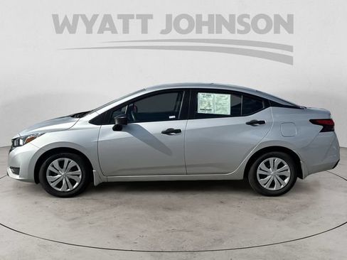 Used 2024 Nissan Versa S w/ Trunk Package FWD image 2