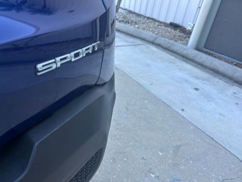 Used 2018 Jeep Renegade Sport w/ Power & Air Group image 32