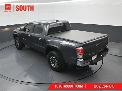 Used 2023 Toyota Tacoma TRD Off-Road image 50