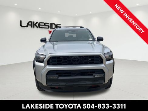 Certified 2026 Toyota 4Runner TRD Off-Road Premium AWD/4WD image 8