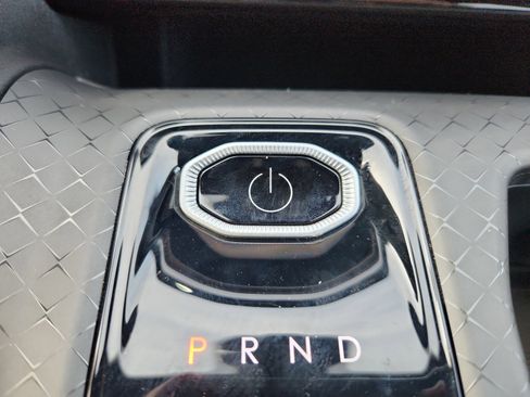 New 2025 Jeep Wagoneer S Launch Edition image 29