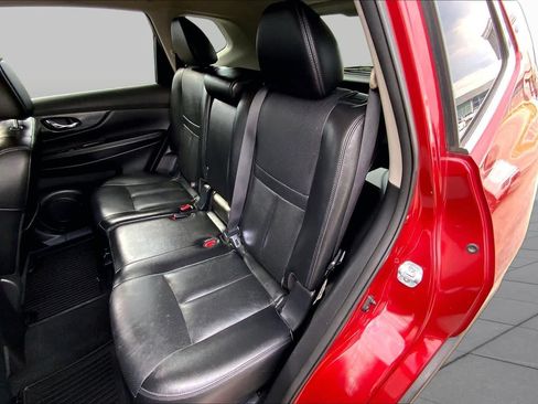 Used 2016 Nissan Rogue SL FWD image 19
