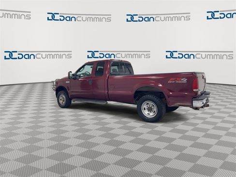 Used 2005 Ford F250 Lariat image 6