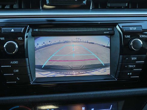 Used 2015 Toyota Corolla L image 23