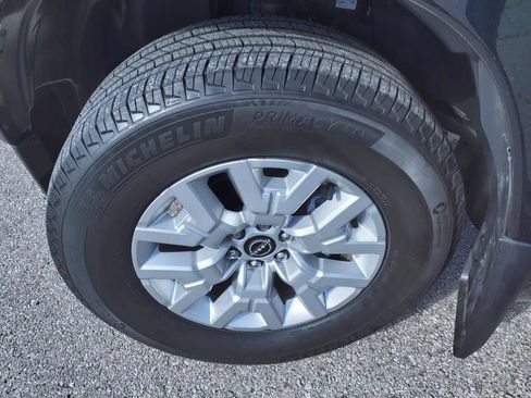 Certified 2023 Nissan Frontier SV w/ SV Convenience Package RWD image 22