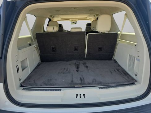 Used 2020 Lincoln Navigator L Black Label w/ Cargo Convenience Package AWD/4WD image 10