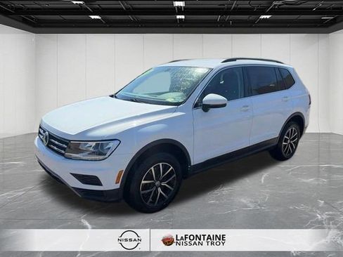 Used 2021 Volkswagen Tiguan SE AWD/4WD image 1