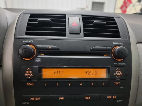 Used 2009 Toyota Corolla image 25