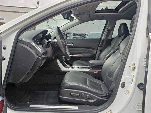 Used 2017 Acura TLX V6 w/ Technology Package image 18