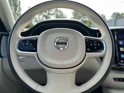 New 2025 Volvo XC60 B5 Ultra w/ Protection Package Premier image 24