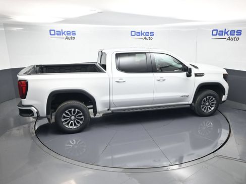 Used 2022 GMC Sierra 1500 AT4 w/ AT4 Premium Package AWD/4WD image 56