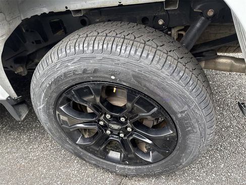 Used 2023 Ford F150 Lariat w/ Equipment Group 502A High image 19