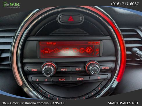 Used 2014 MINI Cooper 2-Door Hardtop image 17