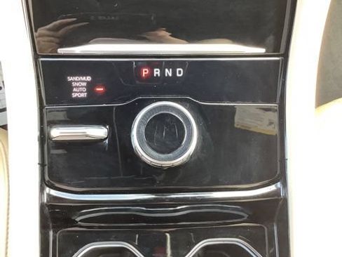 Certified 2023 Jeep Grand Cherokee Limited AWD/4WD image 29