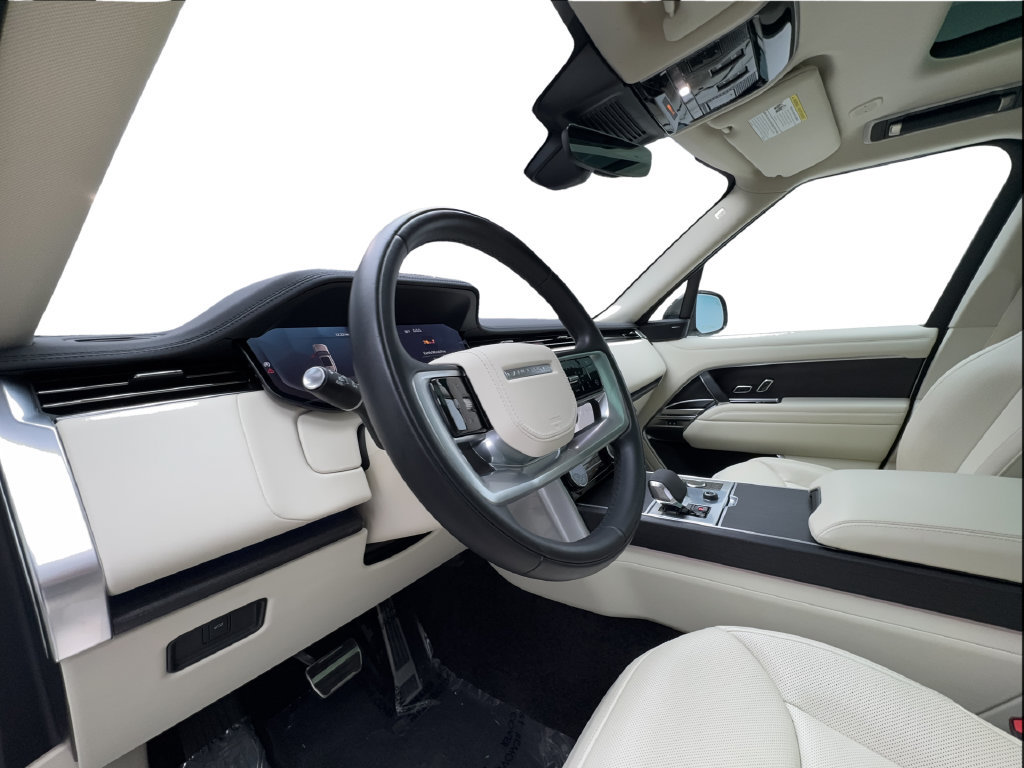 Used 2023 Land Rover Range Rover SE AWD/4WD image 25