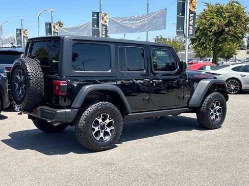 Used 2022 Jeep Wrangler Unlimited Rubicon w/ LED Lighting Group AWD/4WD image 4