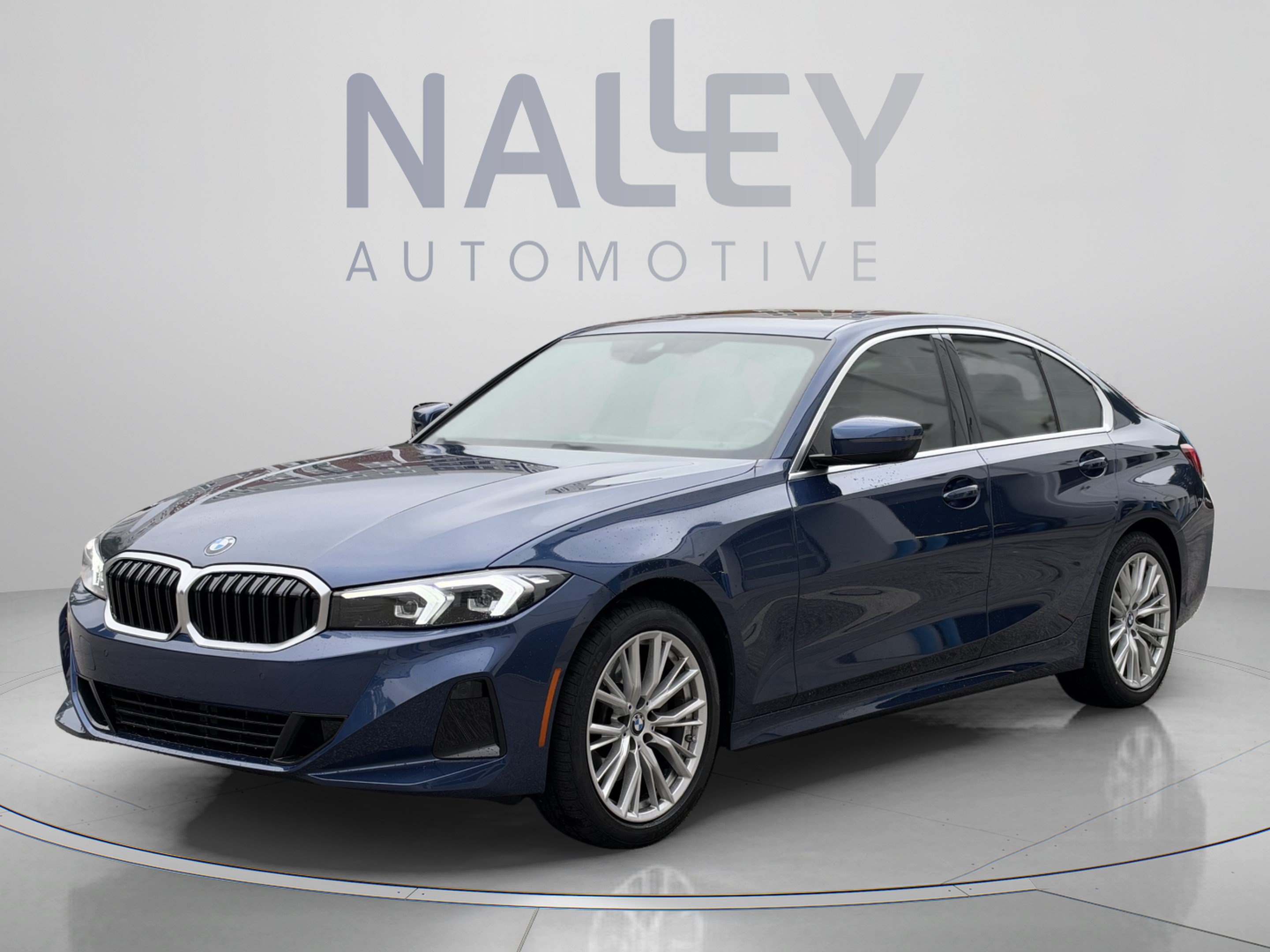 Used 2024 BMW 330i Sedan w/ Convenience Package RWD image 1