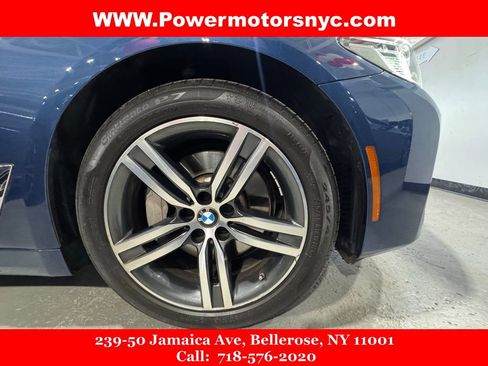 Used 2022 BMW 530i xDrive w/ Executive Package AWD/4WD image 17