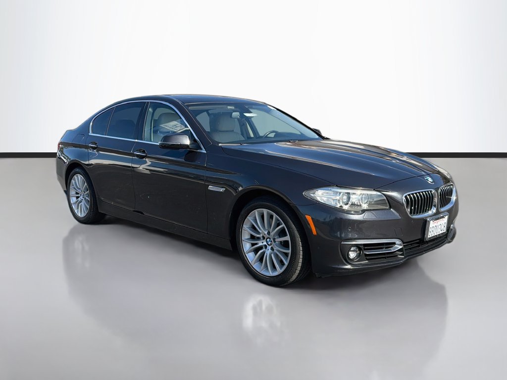 Used 2015 BMW 528i xDrive Sedan AWD/4WD image 3