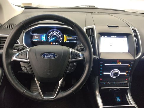 Used 2019 Ford Edge Titanium w/ Cold Weather Package AWD/4WD image 22