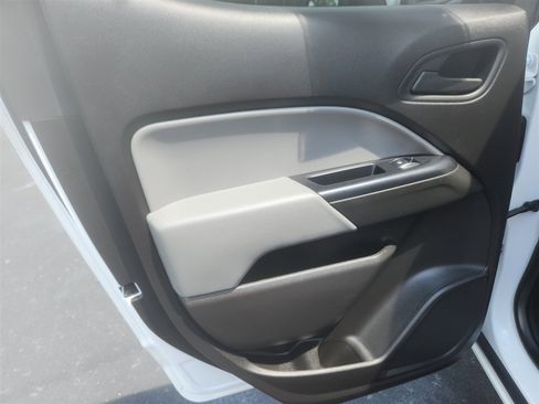 Used 2015 Chevrolet Colorado W/T w/ WT Convenience Package image 10