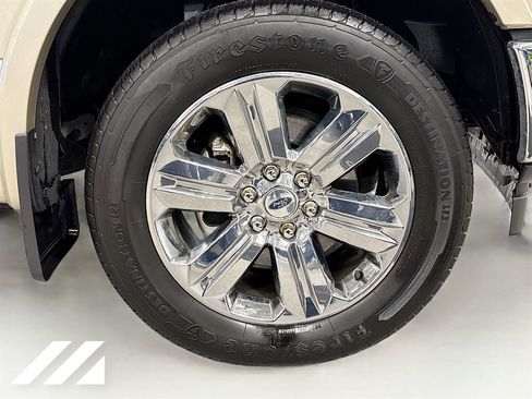 Used 2018 Ford F150 Lariat w/ Equipment Group 502A Luxury AWD/4WD image 32