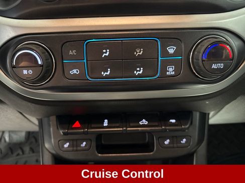 Used 2018 Chevrolet Colorado LT w/ Luxury Package, Chrome AWD/4WD image 15