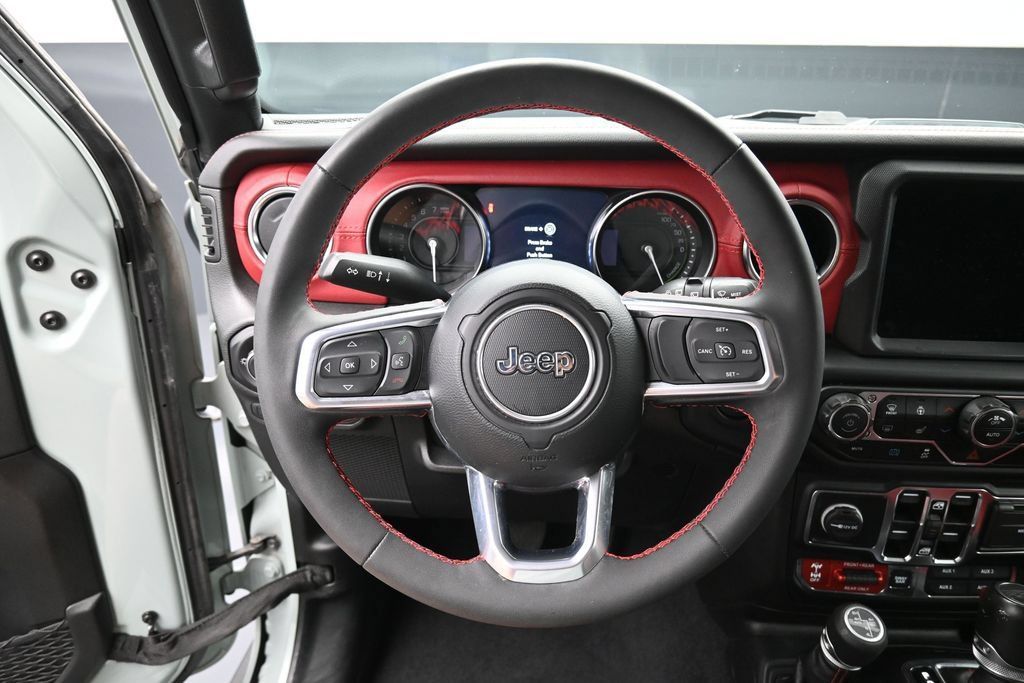 Used 2023 Jeep Wrangler Unlimited Rubicon 4xe AWD/4WD image 15