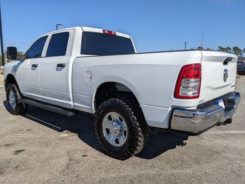 Used 2024 RAM 2500 Tradesman w/ Chrome Appearance Group image 16