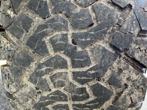 Used 2018 RAM 2500 Tradesman w/ Chrome Appearance Group image 37