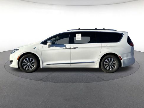 Certified 2020 Chrysler Pacifica Limited w/ Advanced Safetytec Group image 2
