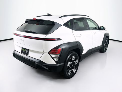 Used 2025 Hyundai Kona SEL FWD image 9