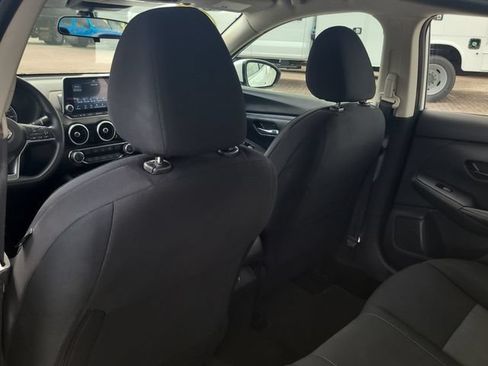 Used 2024 Nissan Sentra SV FWD image 13