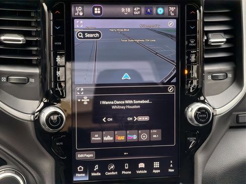 New 2026 RAM 1500 4x4 Crew Cab image 15