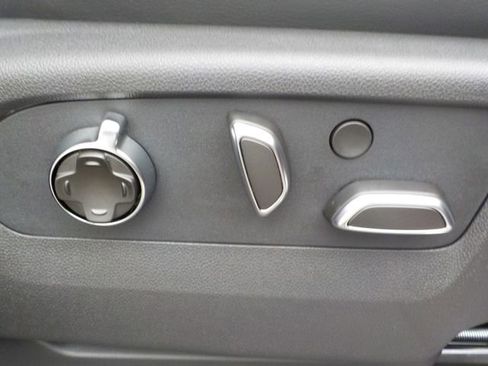 New 2026 GMC Sierra 2500 AT4X AWD/4WD image 34