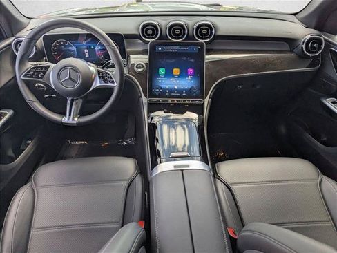 Used 2026 Mercedes-Benz GLC 300 image 17