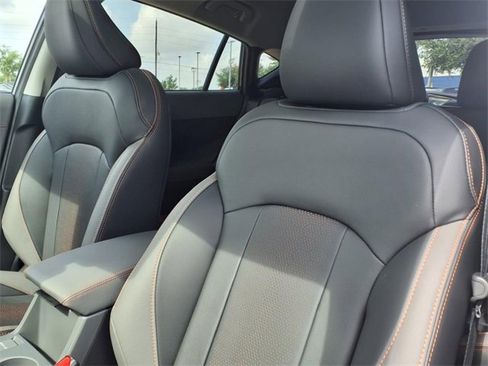 New 2025 Subaru Crosstrek 2.5i Limited w/ Popular Package #3A image 7