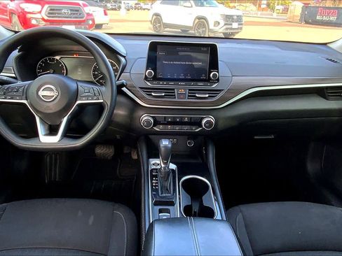 Used 2023 Nissan Altima 2.5 SV image 15