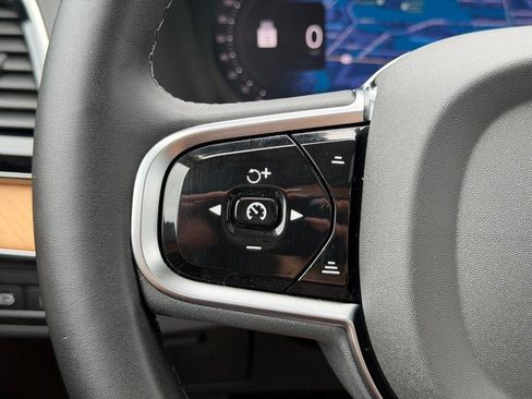 Certified 2024 Volvo XC90 T8 Plus w/ Protection Package Premier AWD/4WD image 16