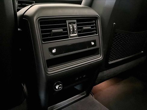 Used 2026 Porsche Cayenne S image 30