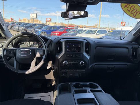 Used 2024 GMC Sierra 2500 Pro image 48