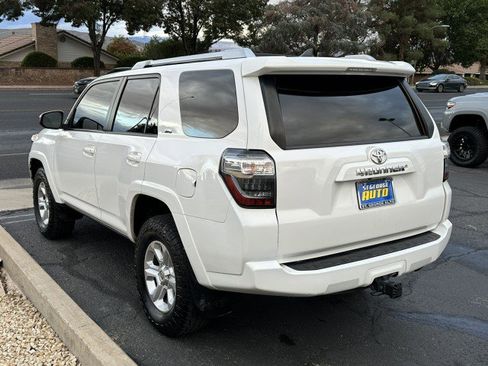 Used 2018 Toyota 4Runner SR5 image 5