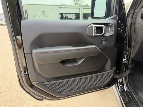 New 2026 Jeep Wrangler Unlimited Rubicon 392 w/ Quick Order Package 27X Moab AWD/4WD image 11
