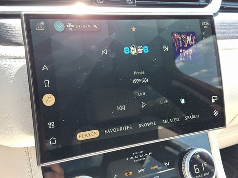 Used 2025 Jaguar F-PACE R-Dynamic S image 19