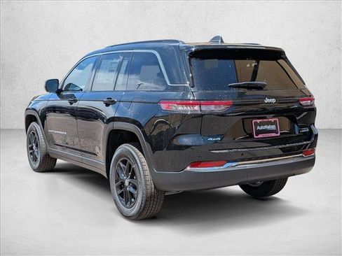 New 2026 Jeep Grand Cherokee Laredo X AWD/4WD image 9