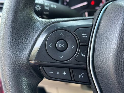 Used 2018 Toyota Camry LE w/ Convenience Package FWD image 24