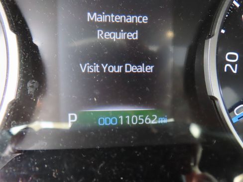 Used 2022 Toyota RAV4 SE w/ Convenience Package image 19