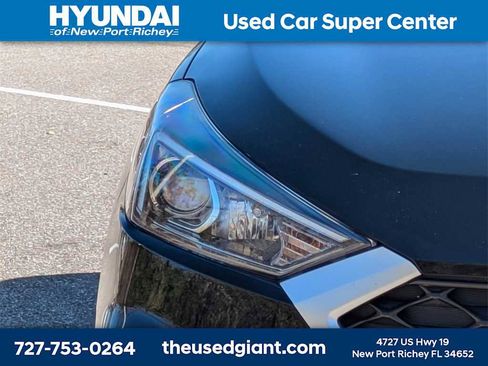 Certified 2021 Hyundai Tucson SEL w/ Cargo Package image 9